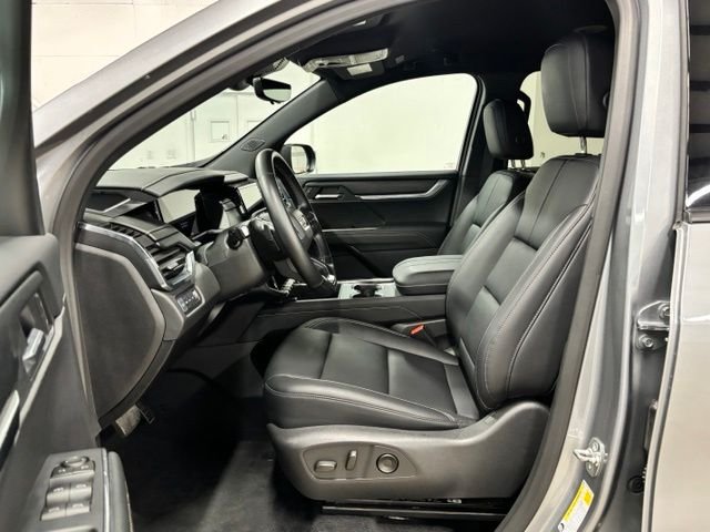 Used 2026 Silver GMC Elevation image 16