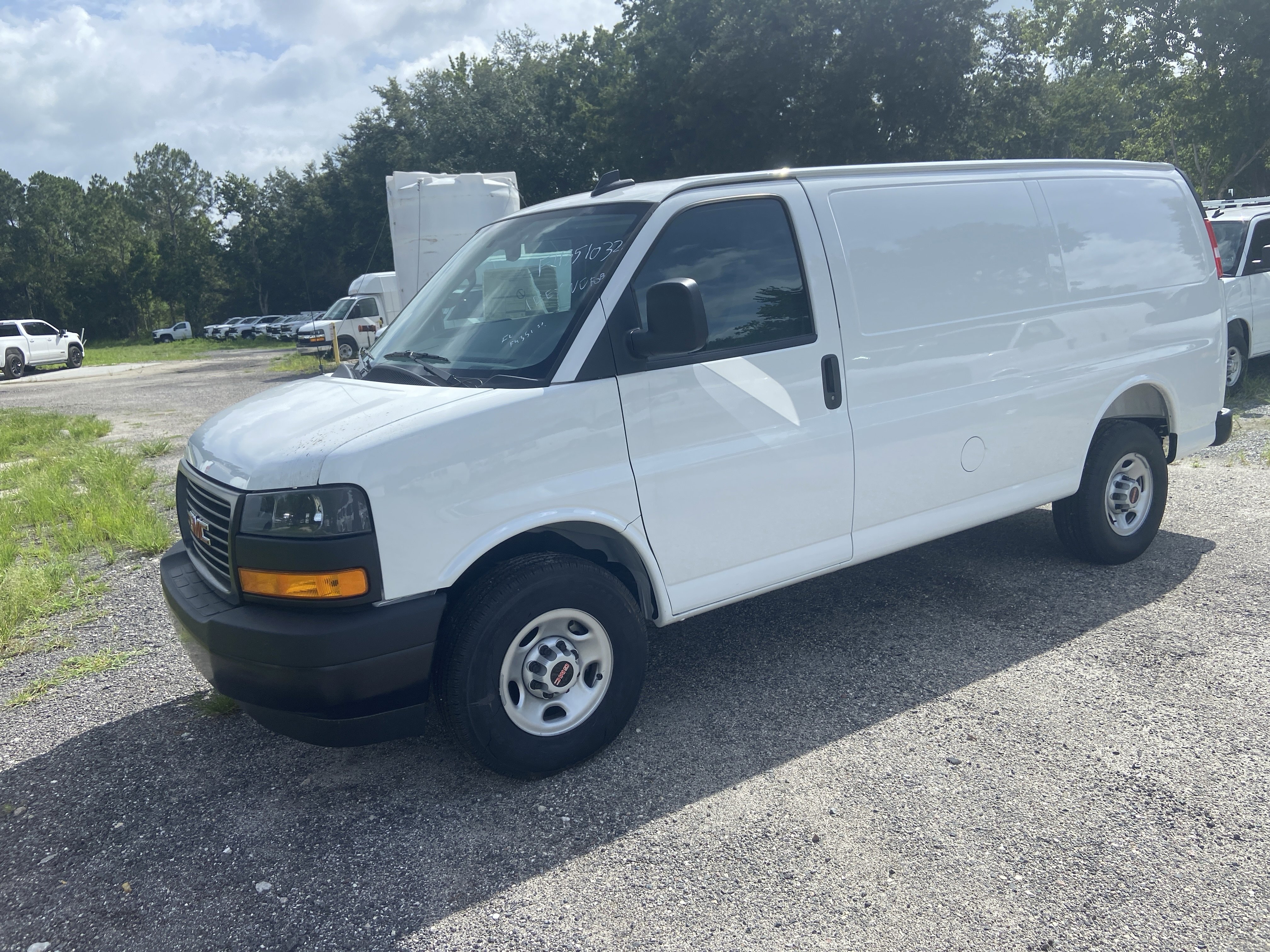 2025 GMC Savana 2500's photo