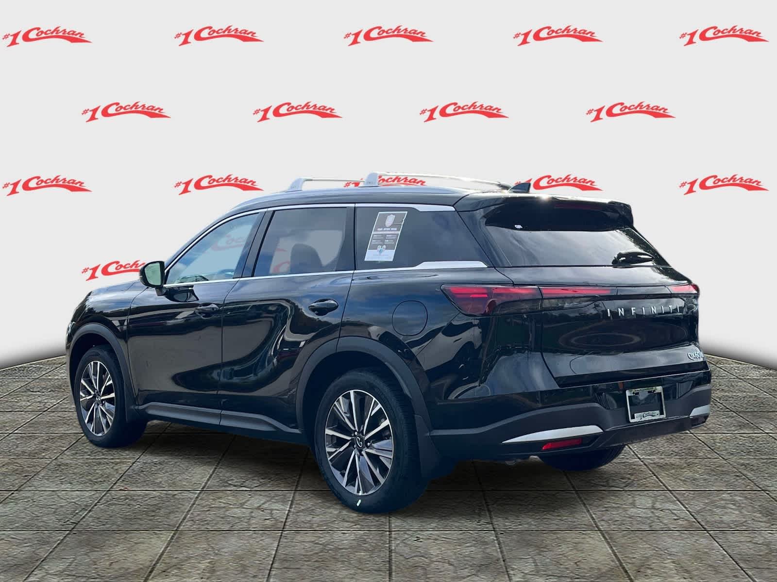 New 2027 Mineral Black INFINITI LUXE image 9