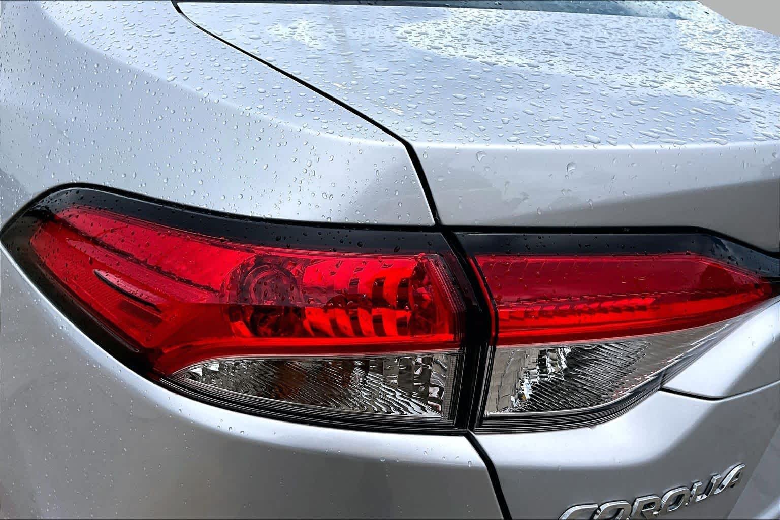 Certified Used 2024 Classic Silver Metallic Toyota LE image 27