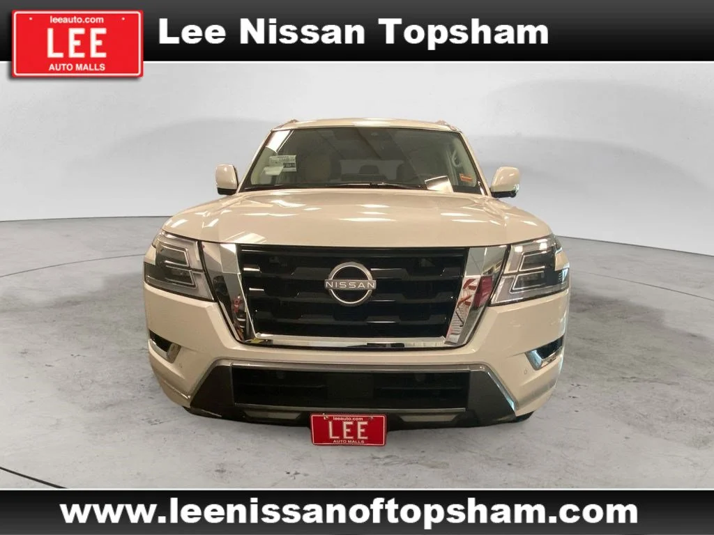 Certified Used 2024 Aspen White Tricoat Nissan SL image 8