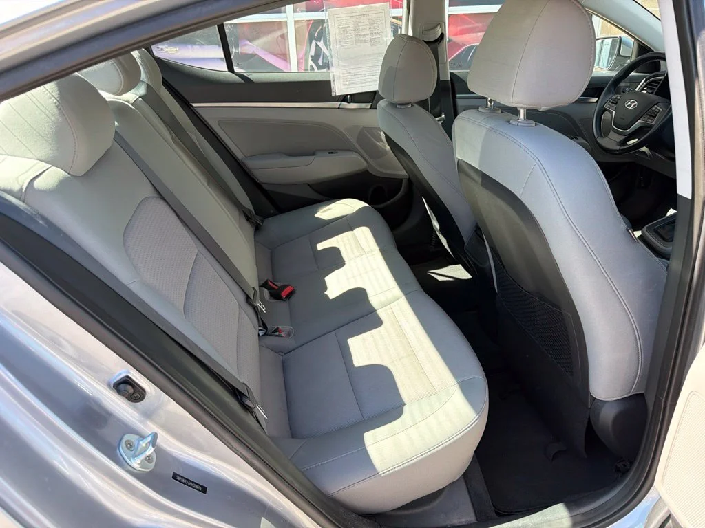 Used 2017 Gray Hyundai SE image 18