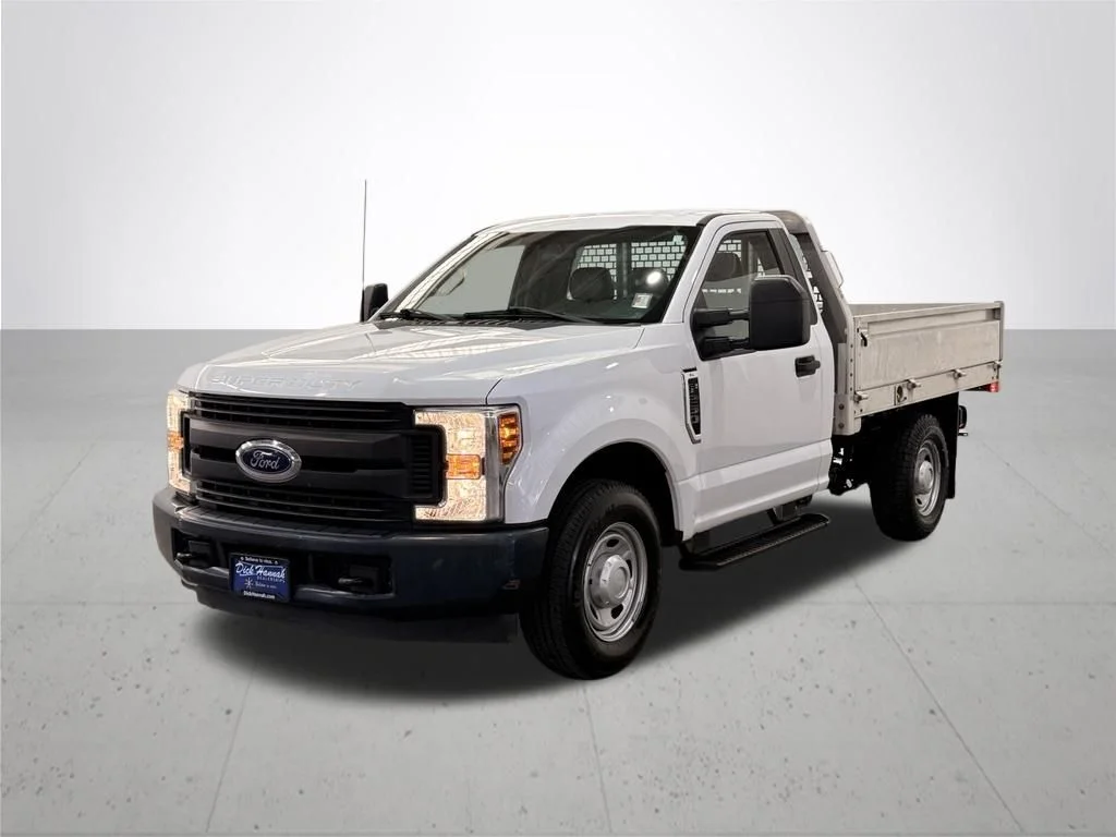 Used 2018 White Ford XL image 2