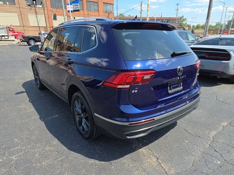 Used 2022 Blue Volkswagen 2.0T SE image 5