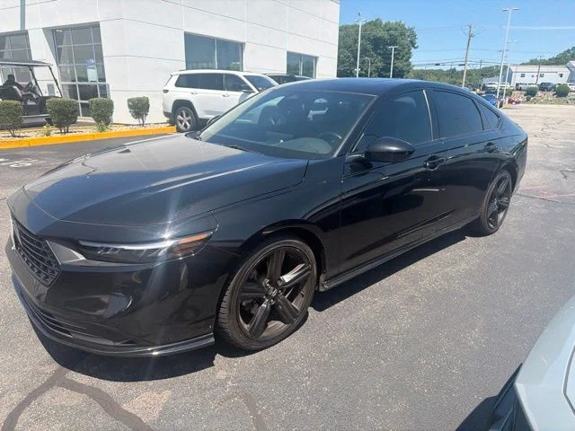 Used 2024 Black Honda Sport-L image 2