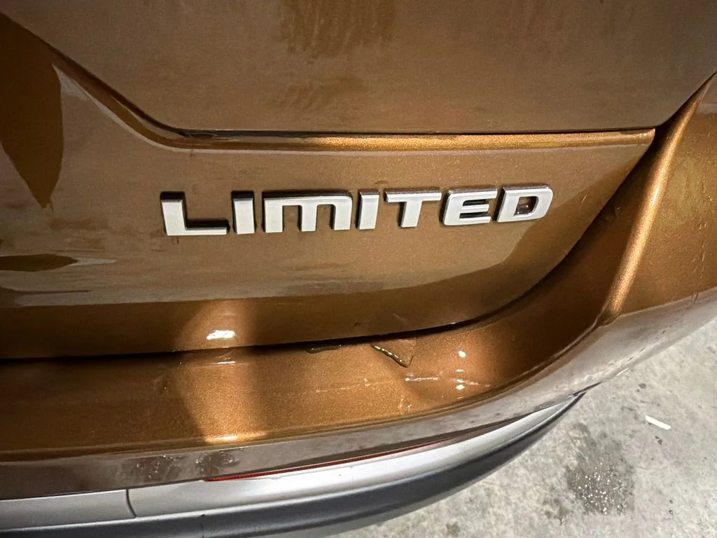 New 2026 Copper Shino Metallic Clear-Coat Exterior Paint Jeep Limited image 10