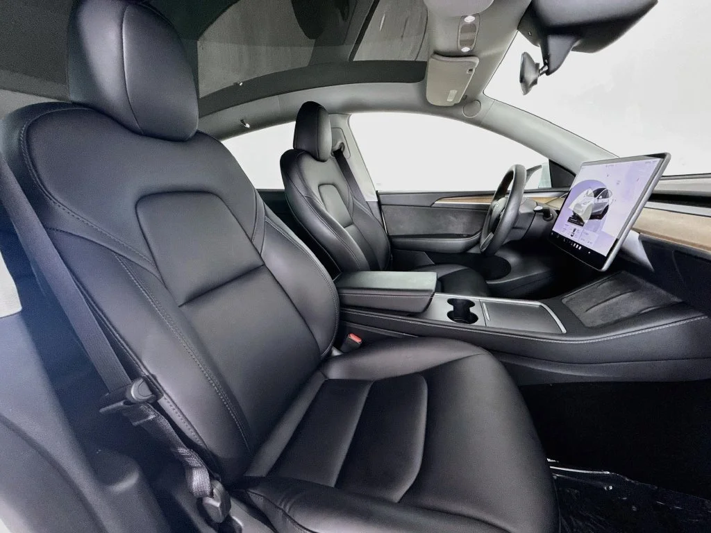 Used 2024 White Tesla Performance image 29