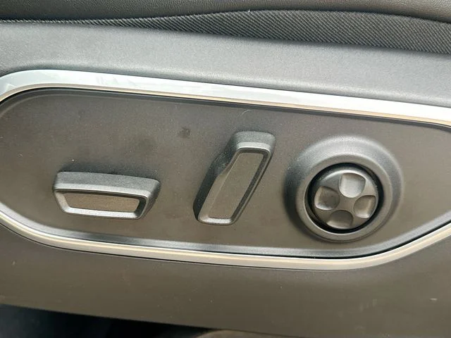 New 2026 Steel Blue Jeep Limited Altitude image 20