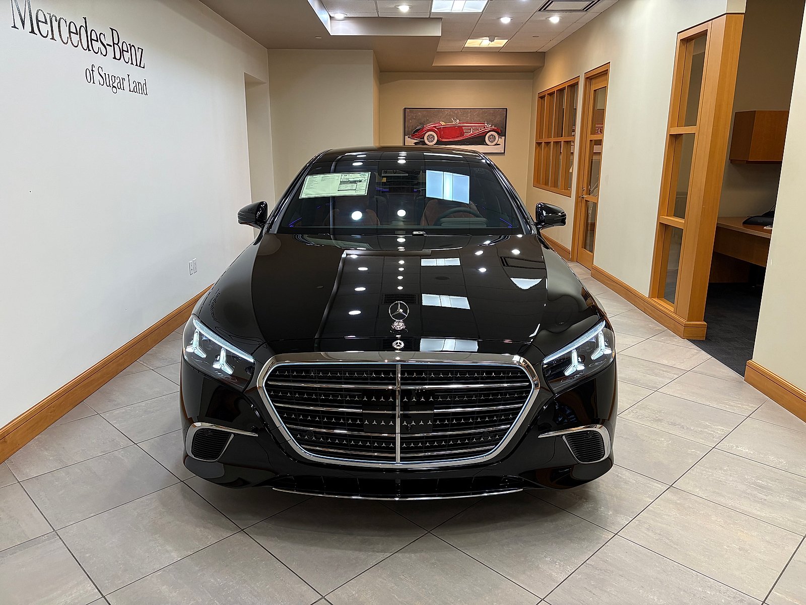 New 2027 Black Mercedes-Benz S 580 image 2
