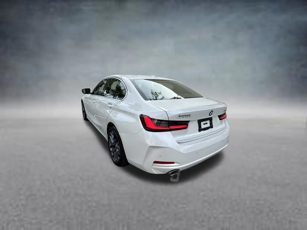 Used 2025 White BMW 330i image 5