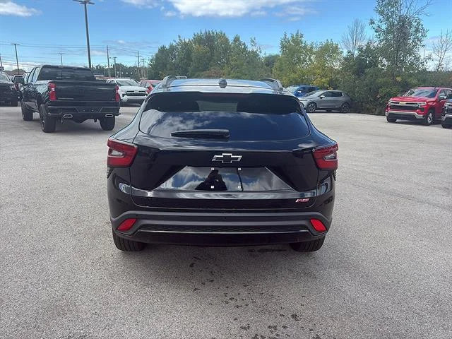 New 2026 Mosaic Black Metallic Chevrolet 2RS image 4