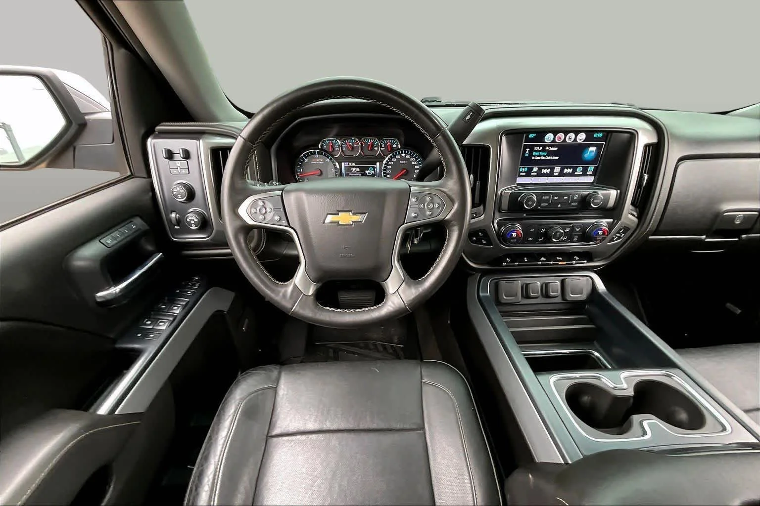 Used 2016 Tungsten Metallic Chevrolet LTZ image 10
