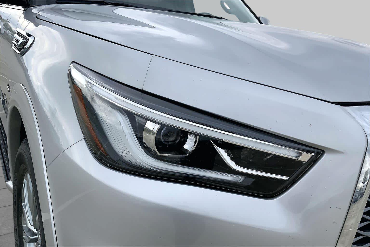 Used 2019 Liquid Platinum INFINITI LUXE image 28