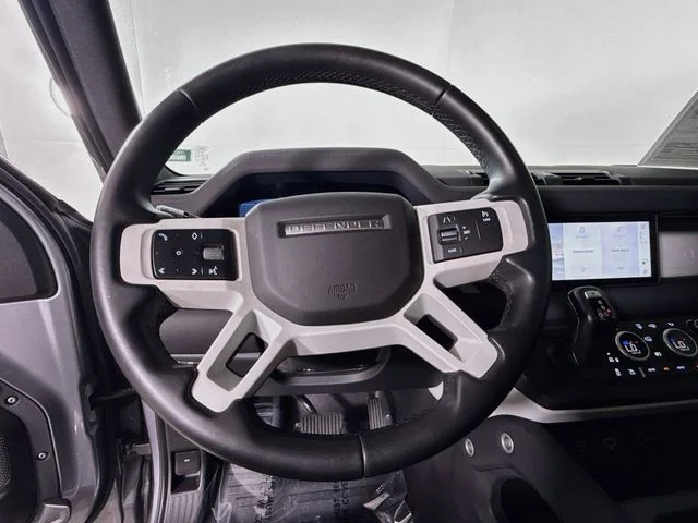 Used 2021 Eiger Grey Metallic Land Rover SE image 12