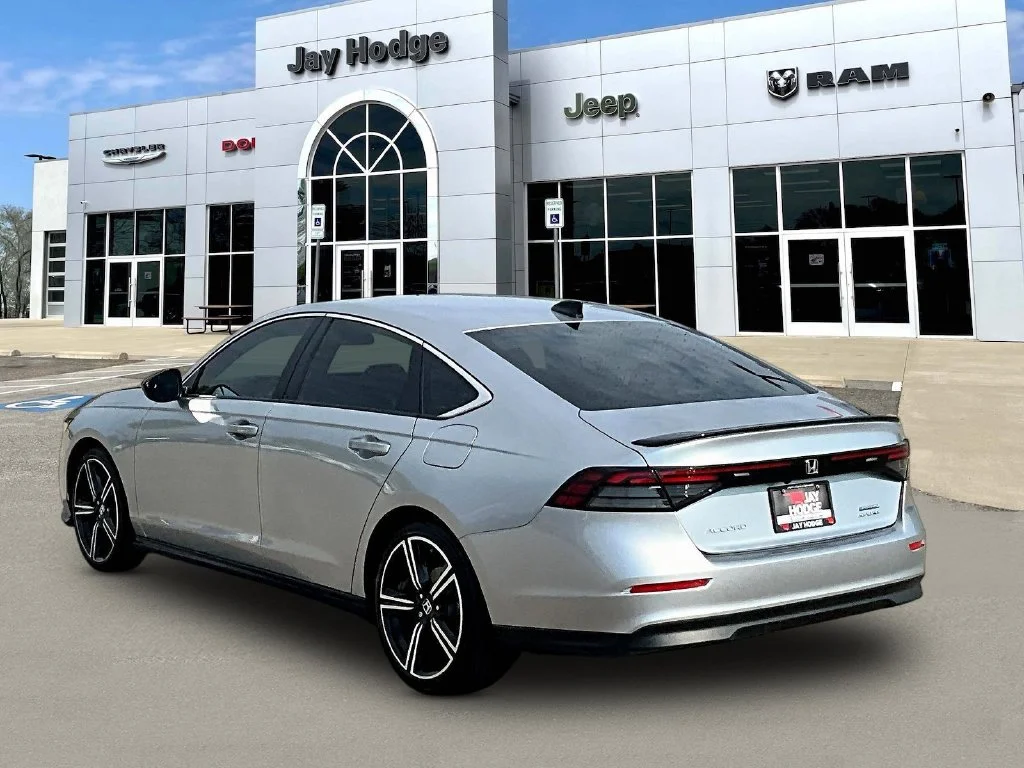 Used 2025 Silver Honda Sport image 6
