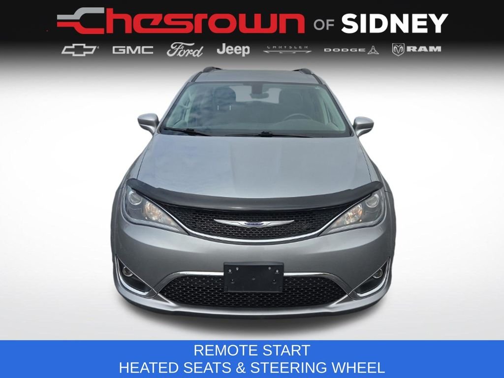 Used 2019 Silver Chrysler Touring L image 2