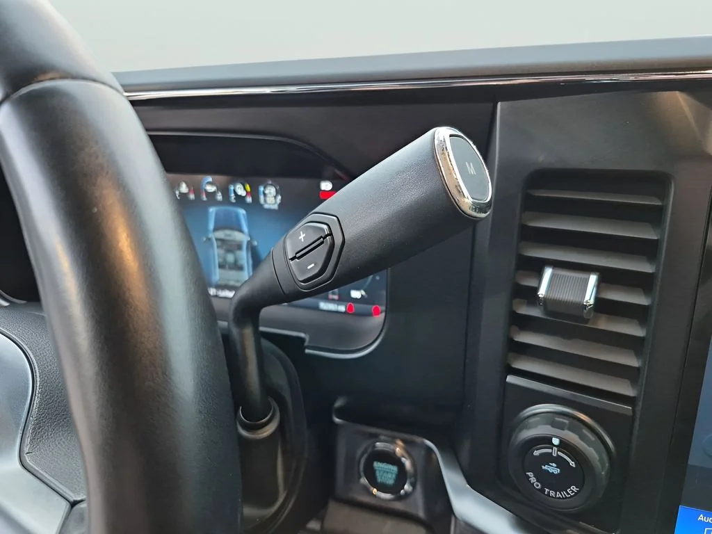 Used 2023 White Ford Lariat image 38