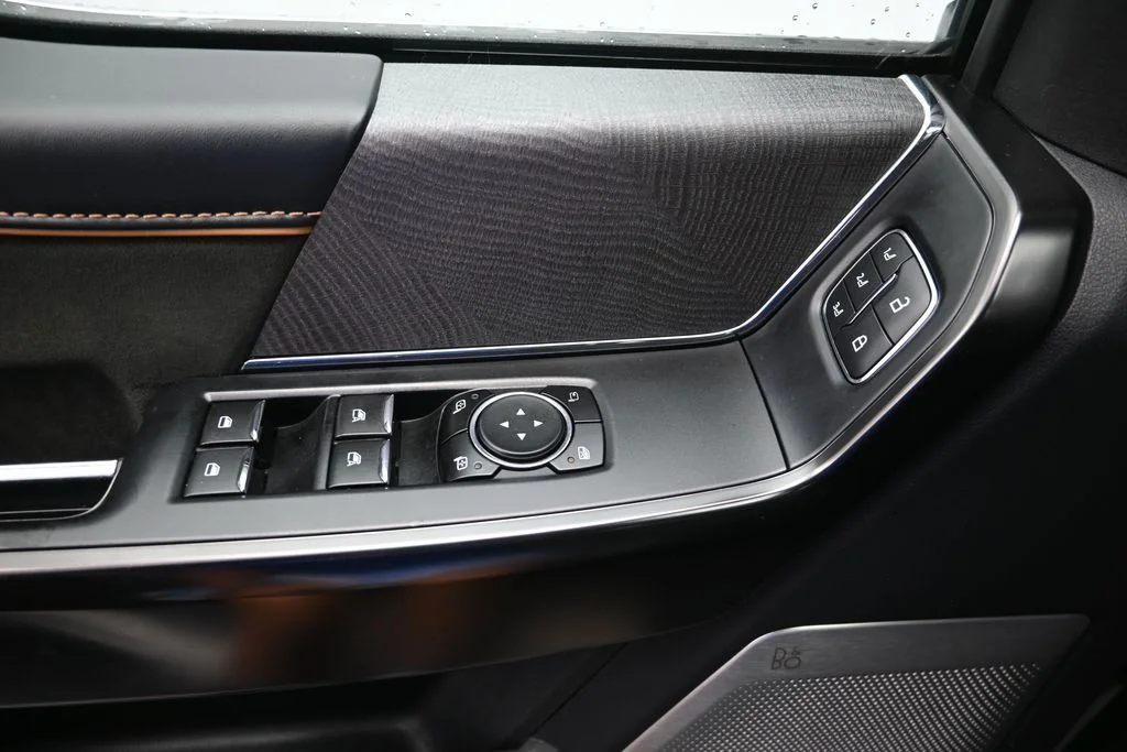Certified Used 2023 Avalanche Ford Platinum image 16