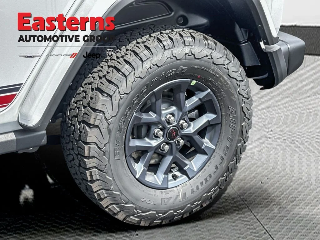 New 2026 Bright White Clearcoat Jeep Willys image 27