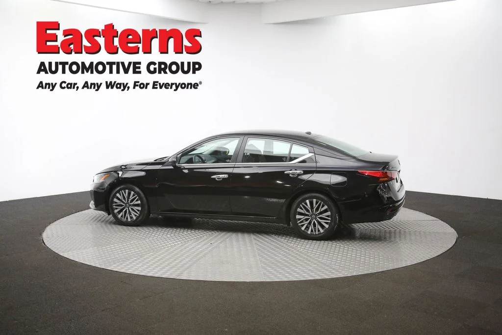 Used 2024 Black Nissan 2.5 SV image 60