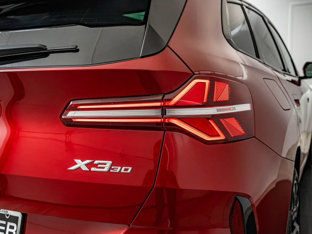 New 2026 Vegas Red Metallic BMW 30 xDrive image 15