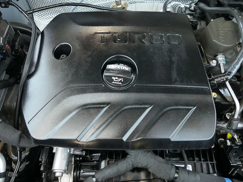 Used 2023 Gray Buick Select image 30