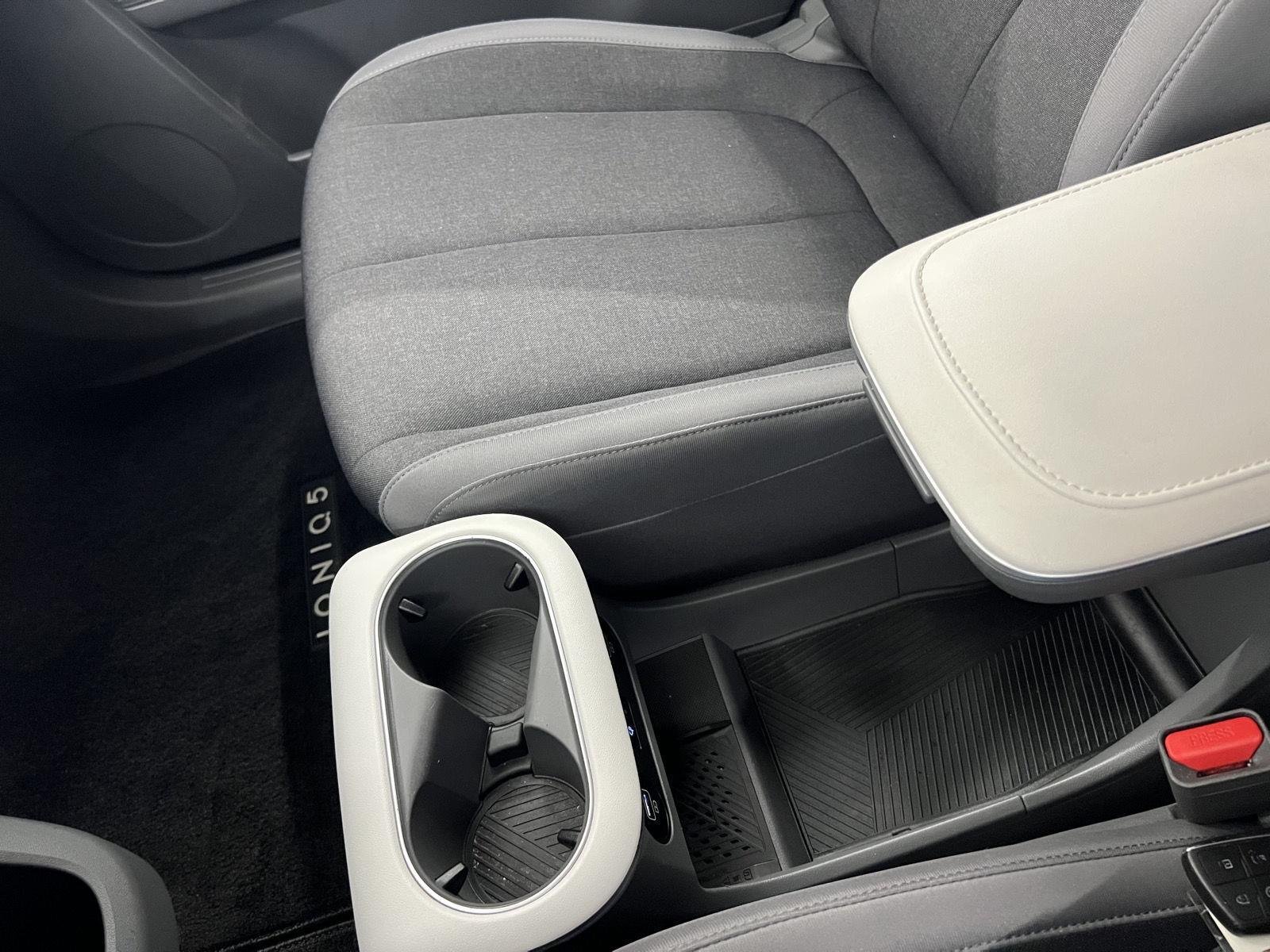 2024 Hyundai IONIQ 5 SEL - Photo 27