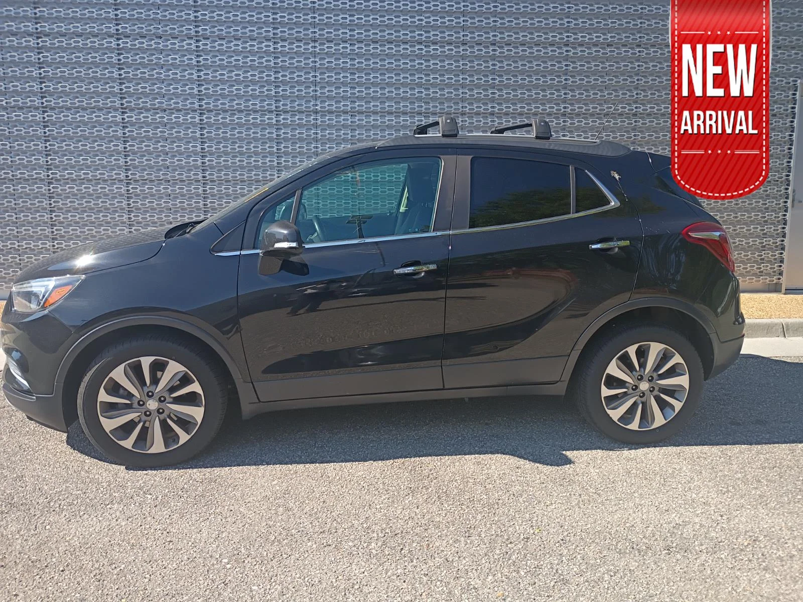 2019 Buick Encore Preferred's photo