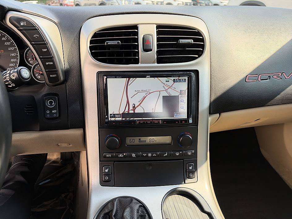 Used 2005 Victory Red Chevrolet Base image 16