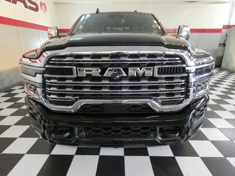 Used 2025 DIAMOND BLACK CRYSTAL PEARLCOAT Ram Limited Mega Cab 6