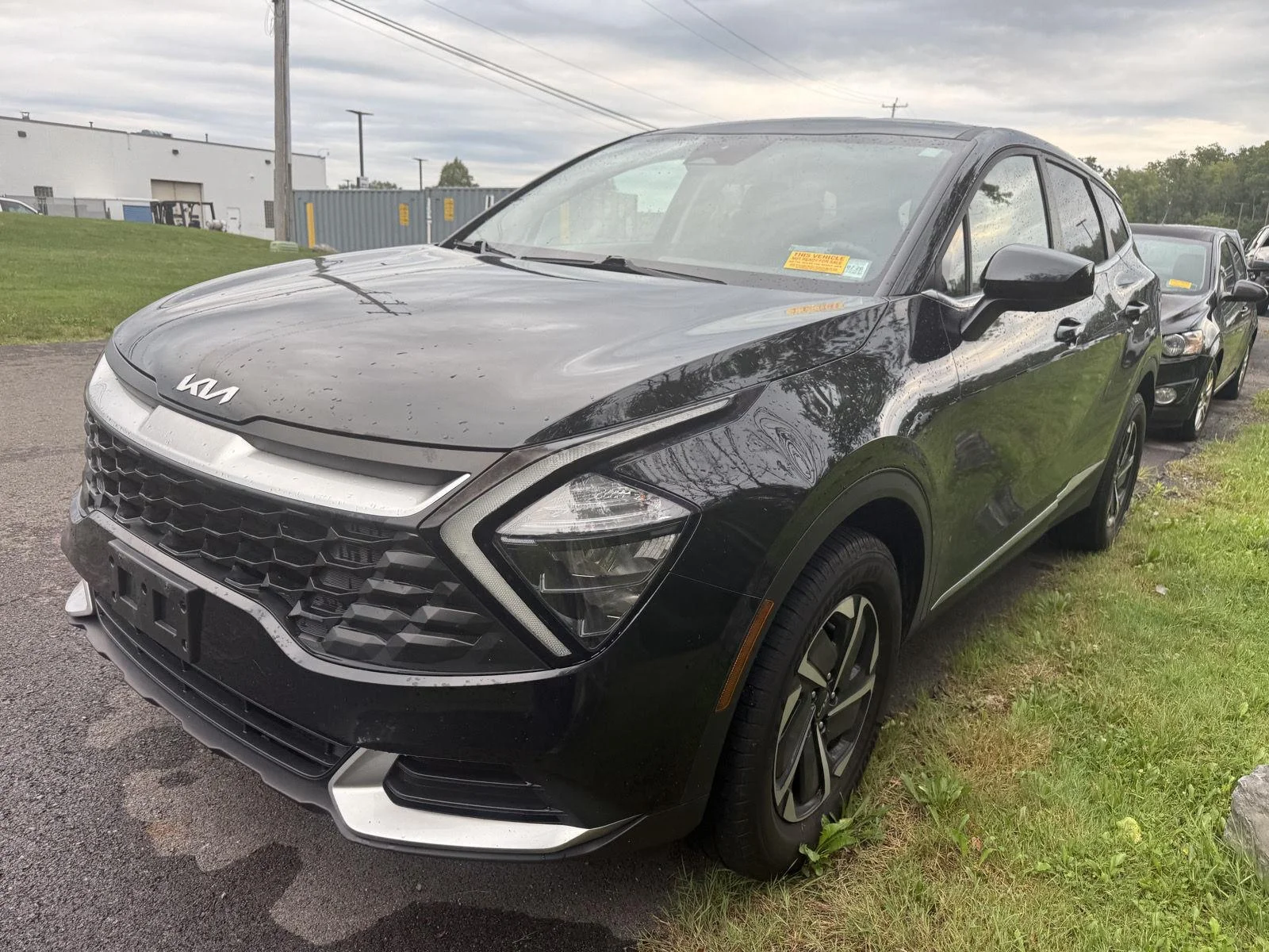 Used 2023 Fusion Black Kia LX image 3