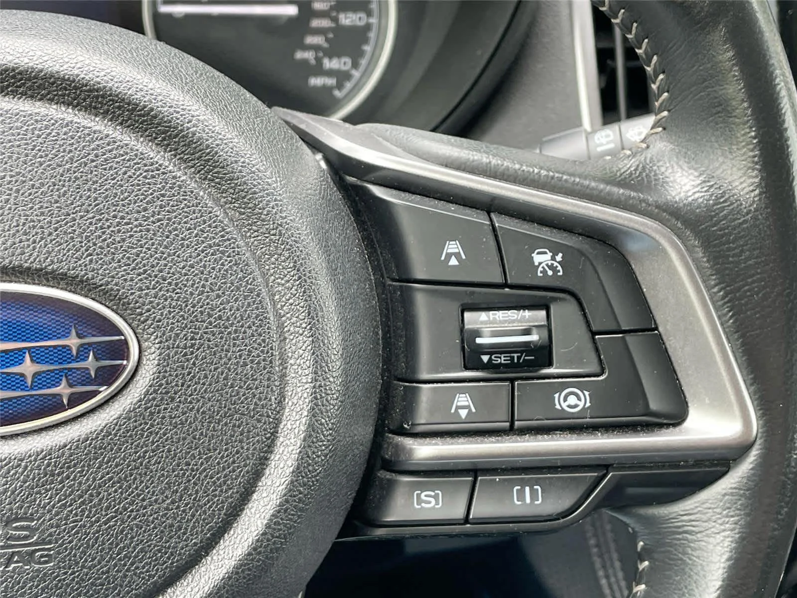 Used 2024 Crystal Black Silica Subaru Premium image 23