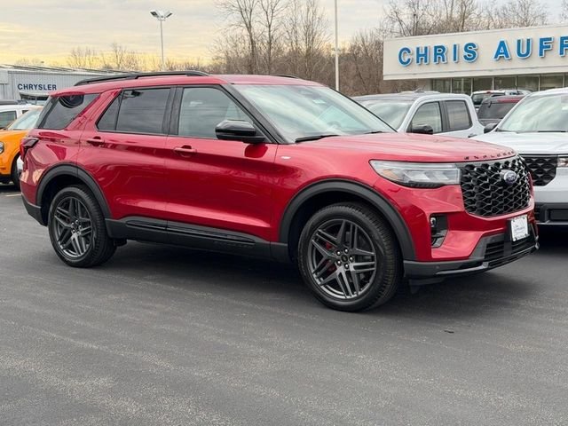 New 2026 Rapid Red Metallic Tinted Clearcoat Ford ST-Line image 2