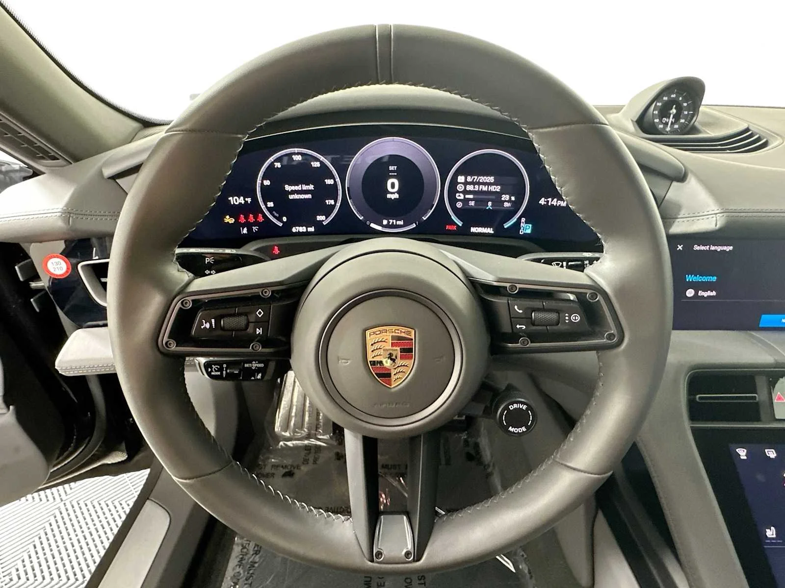 2025 Porsche Taycan Base - Photo 14