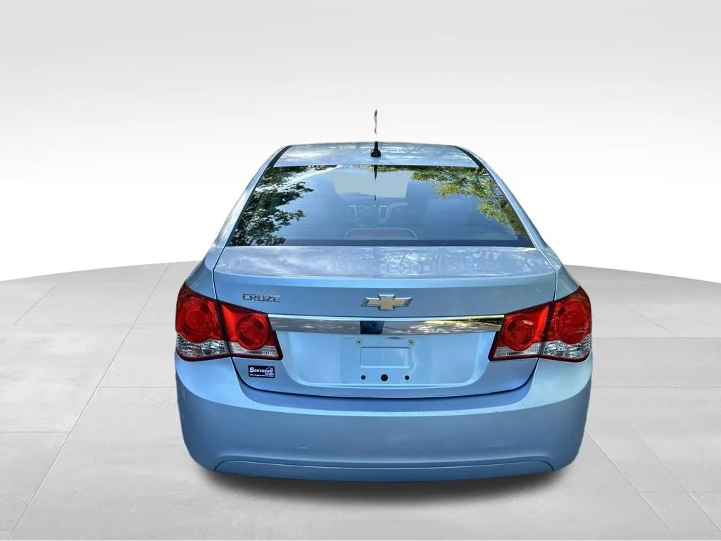 Used 2012 Blue Chevrolet LS image 4