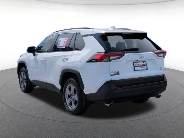 Certified Used 2025 White Toyota XLE image 4