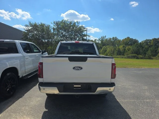 Used 2025 White Ford XLT image 6