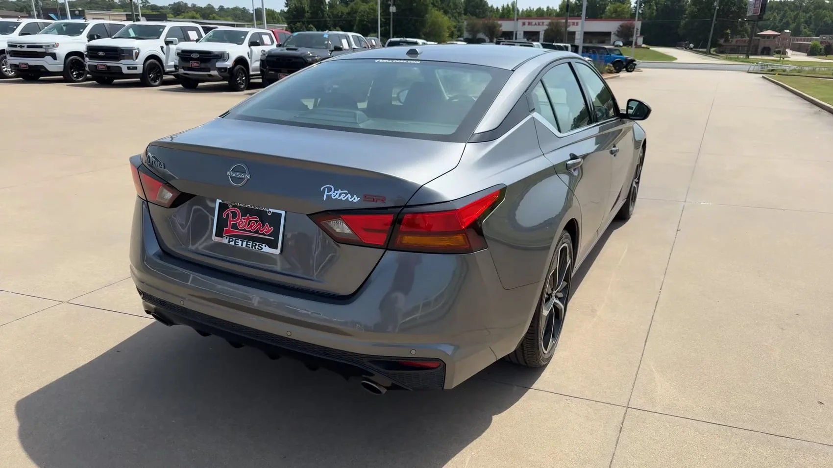 Used 2025 Gun Metallic Nissan SR image 8