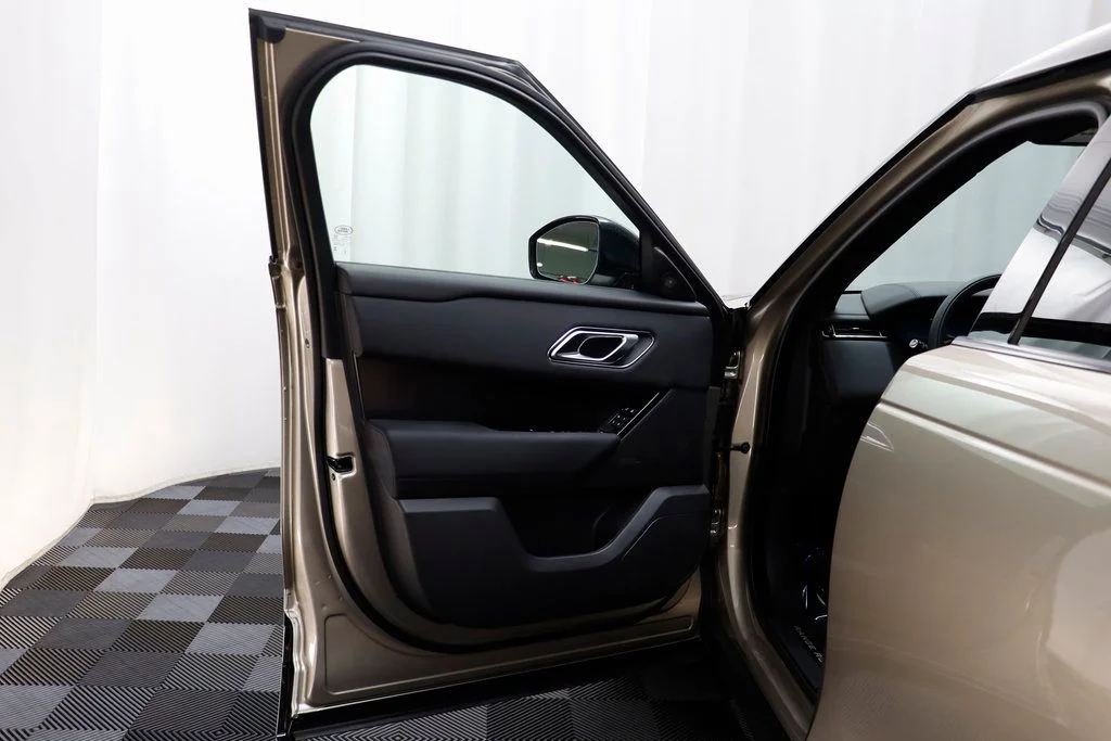New 2026 Gold Land Rover Dynamic SE image 6