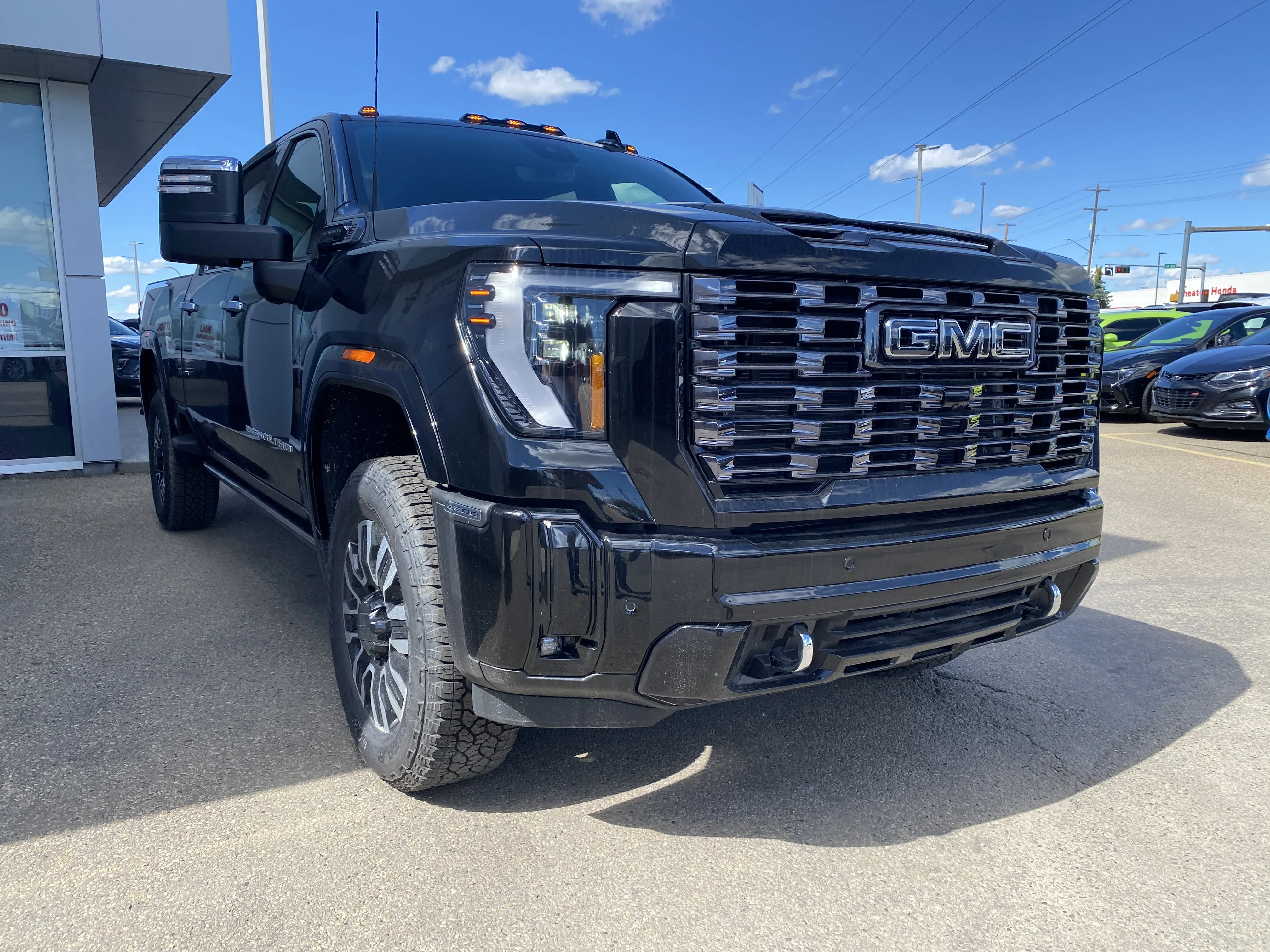 New 2026 ONYX BLACK GMC Denali Ultimate image 8