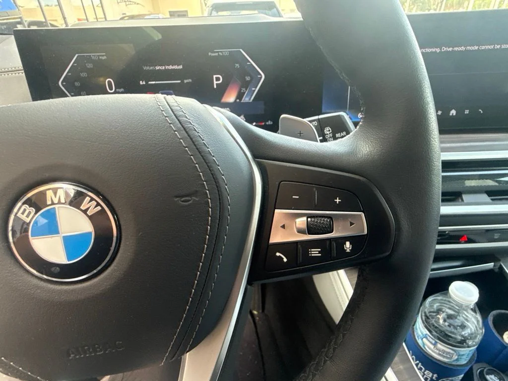 Used 2024 Gray BMW sDrive40i image 19