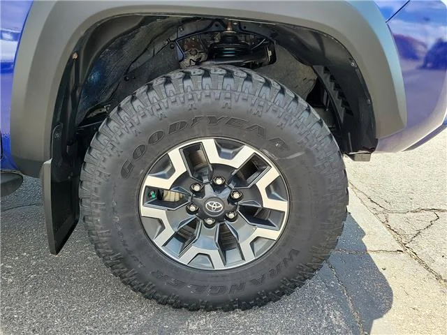 Used 2023 Blue Crush Metallic Toyota TRD Off Road V6 4x4 Double Cab 6 ft. box 140.6 in. image 7