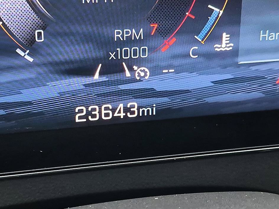 Used 2025 Radiant Red Tintcoat Chevrolet FWD LT image 20