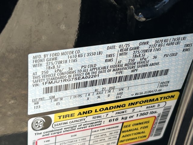 Used 2025 Agate Black Metallic Ford Tremor image 67