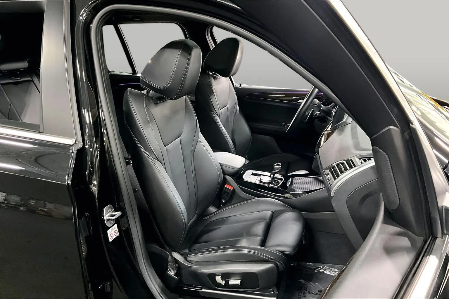 Used 2022 Black Sapphire Metallic BMW xDrive30i image 9