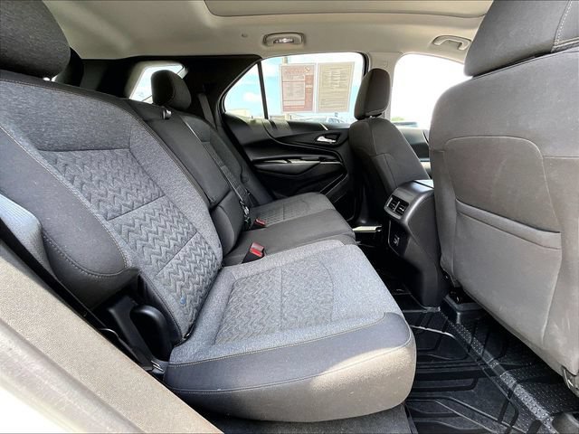Used 2024 Summit White Chevrolet LT image 16