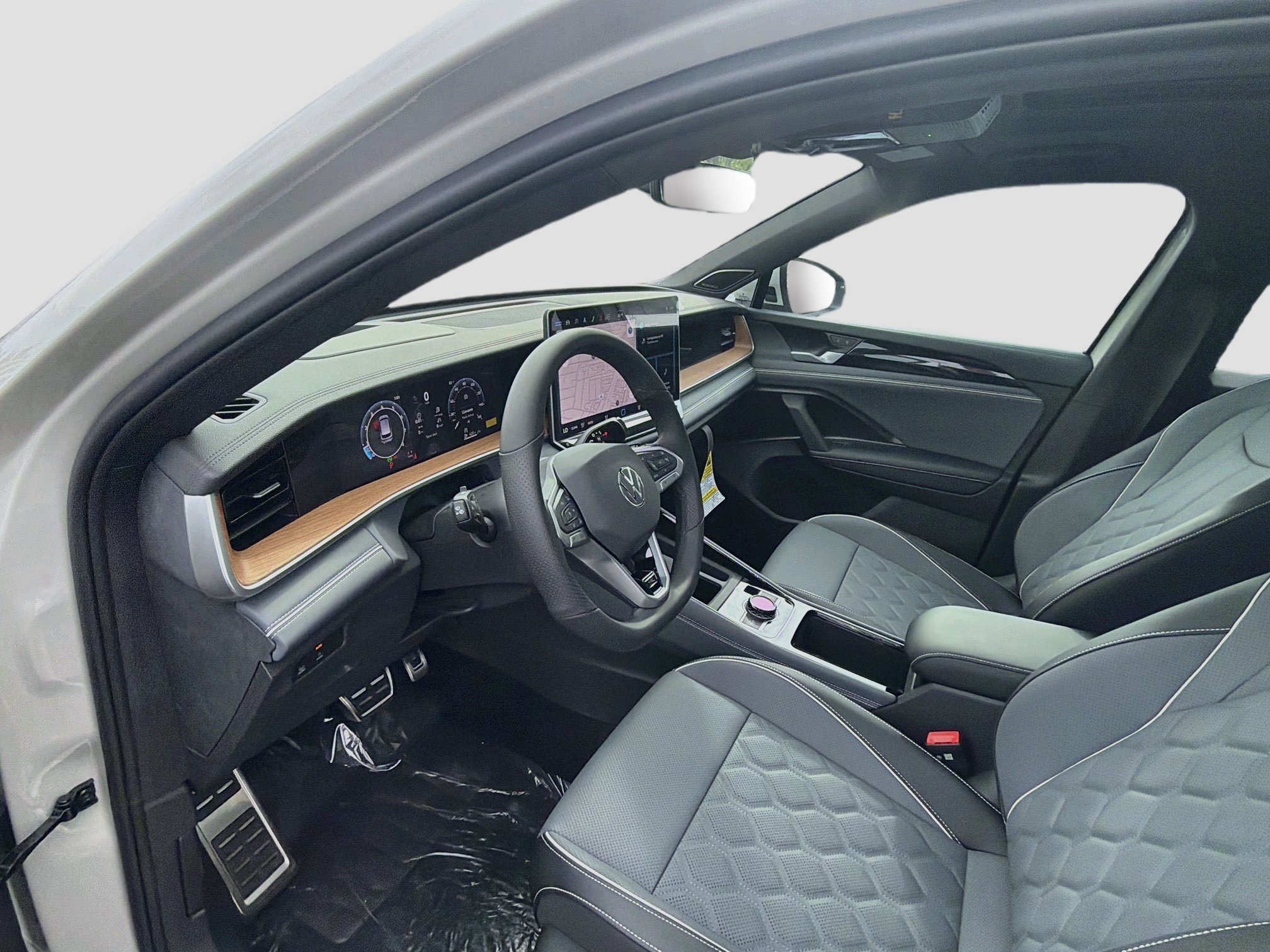 New 2026 Sandstone Volkswagen SEL R-Line Turbo image 10