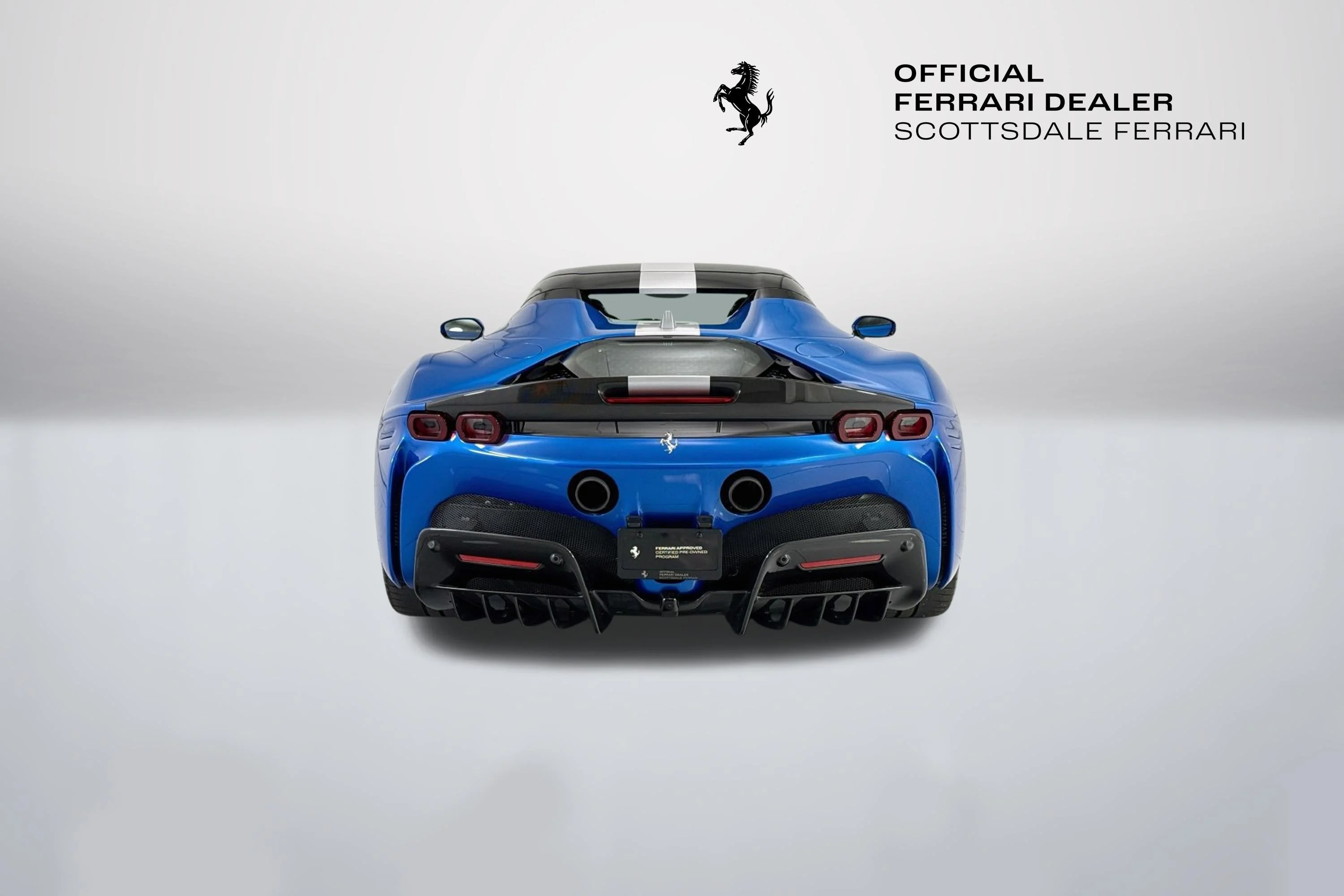 Used 2022 Blu Corsa Ferrari  image 14