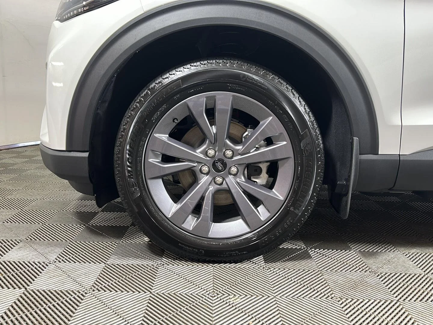 New 2026 Star White Metallic Tri-Coat Ford Active image 6