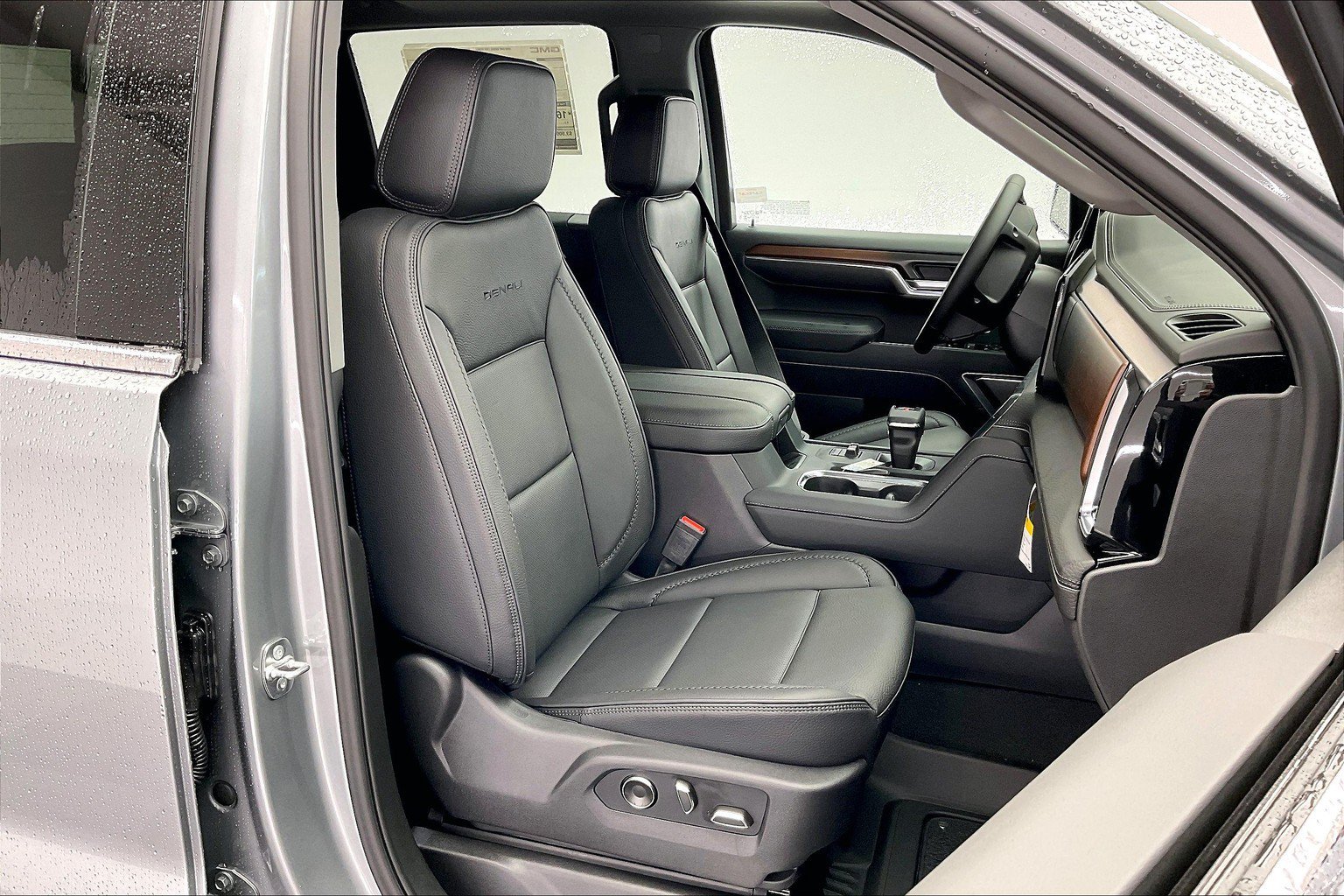 2026 GMC Sierra 1500 Denali - Photo 9